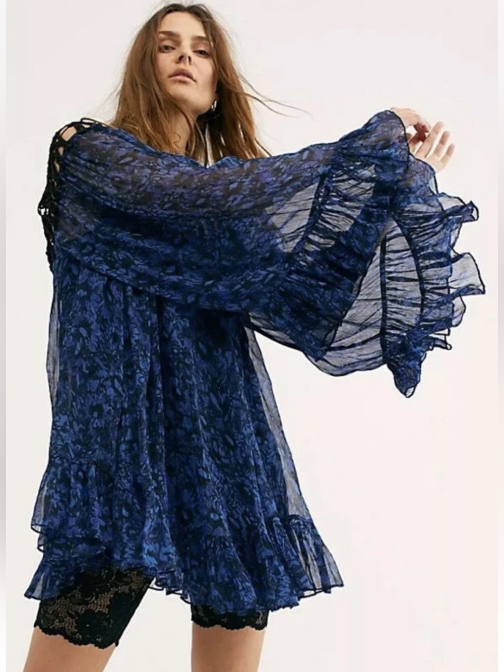 Free People Faded Daisy Frock Dress Tunic XS Blue Black Boho Bell Sleeve